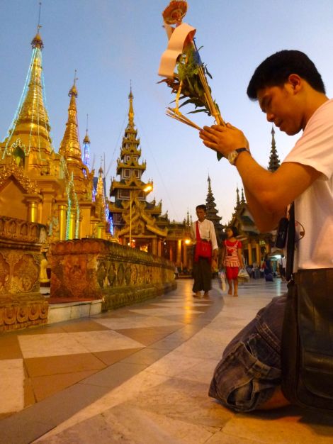 © 2012 Le Monde est mon Village