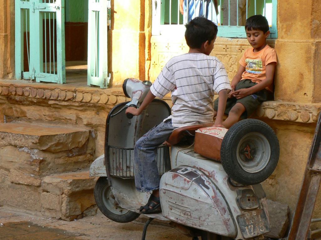 3. (a) Jaisalmer (b) Amman (c) Marrakech (d) Deux-Verges